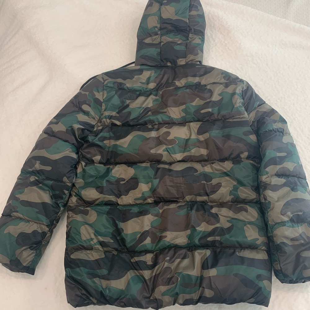 Camo Puffer Jacket - Picture 3 of 3